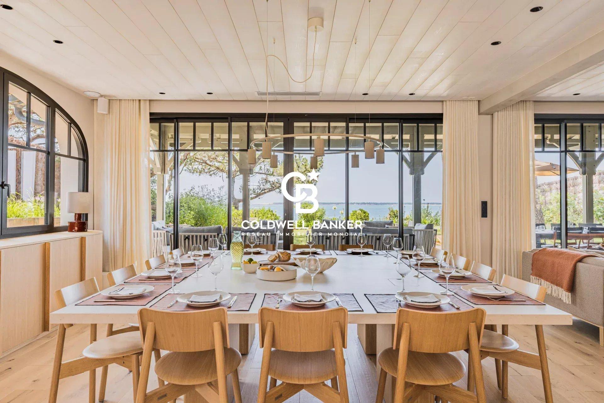 Villa première ligne avec accès privé plage vue panoramique bassin Pyla-sur-Mer