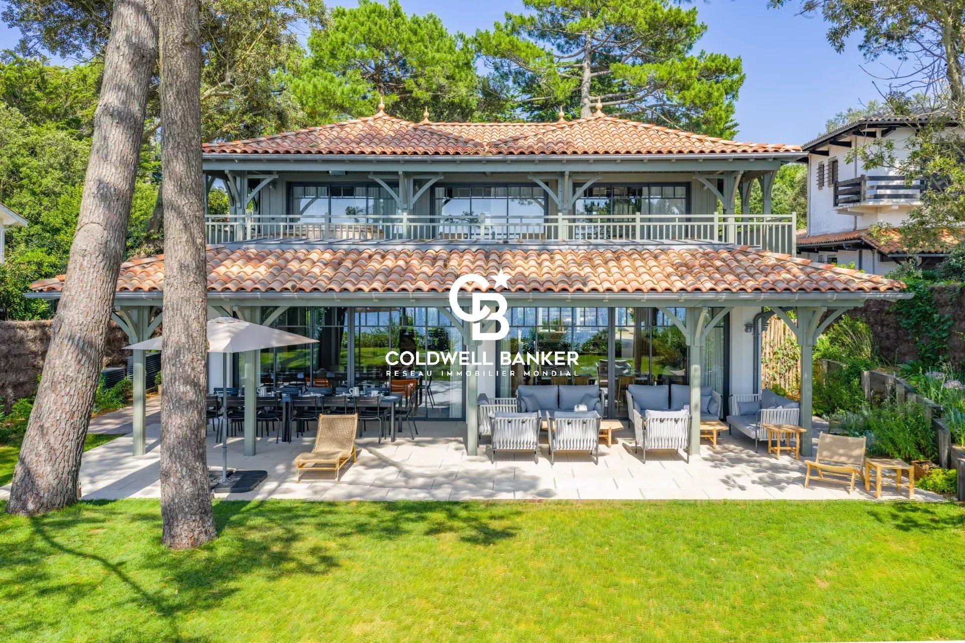 Villa première ligne avec accès privé plage vue panoramique bassin Pyla-sur-Mer