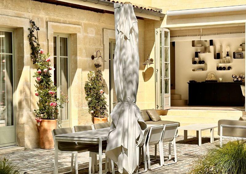 Maison de charme en pierre avec piscine et garage à Bordeaux Caudéran Centre