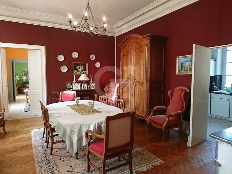 se loger Château exceptionnel avec vignoble et dépendances à 40 minutes de BORDEAUX