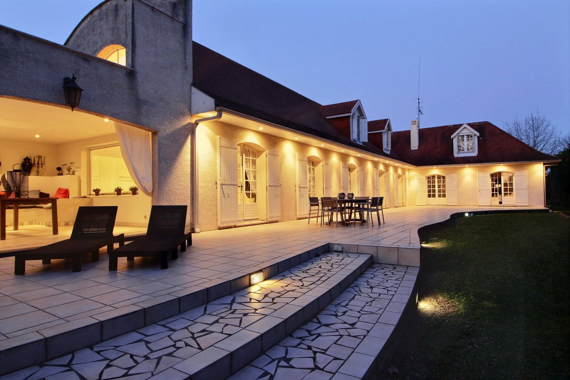 Magnifique maison de prestige à vendre sur les vignes du Château Pape Clément PESSAC