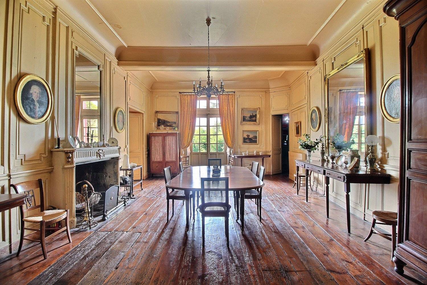 Achat Propriété classée monument historique à 20 minutes de BORDEAUX