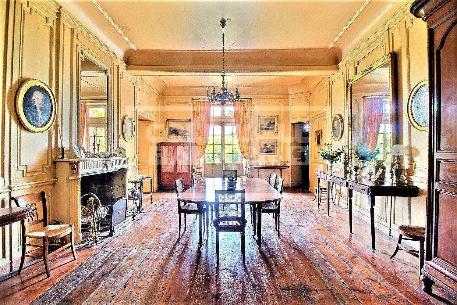 Achat Monument historique et vignes à 20 minutes de BORDEAUX