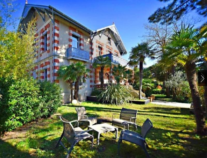 Arcachonnaise avec piscine et vaste jardin, proche plages Arcachon - Ville d'Hiver