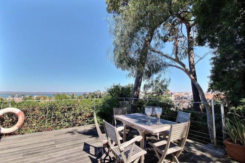 Propriété avec dépendances 9 chambres vue dominante bassin - Arcachon