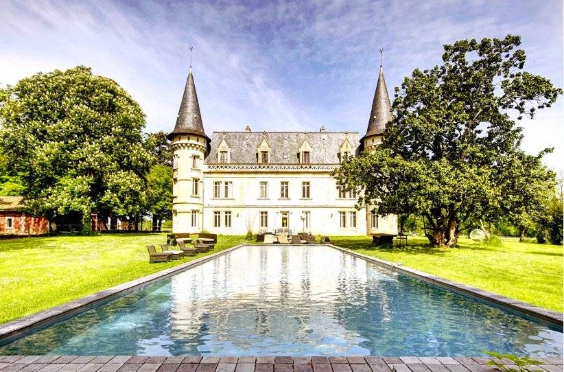 Château de style renaissance à vendre PRÈS DE BORDEAUX