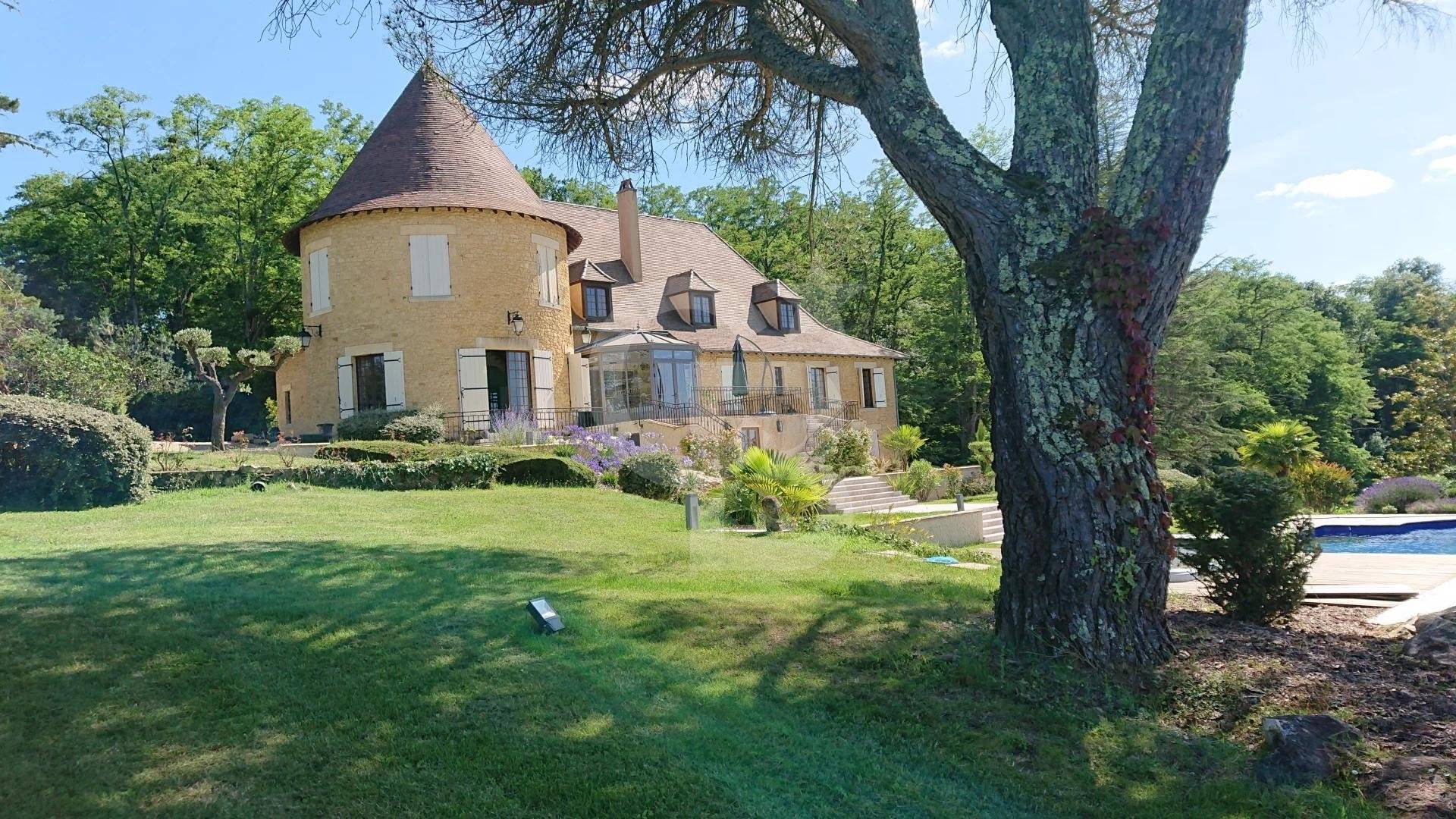 Propriété viticole en vignes rouges à vendre PROCHE BERGERAC