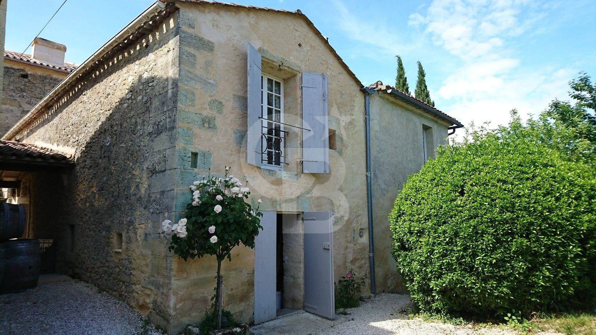 Achat propriété avec vue panoramique sur les vignes à 45 minutes de BORDEAUX
