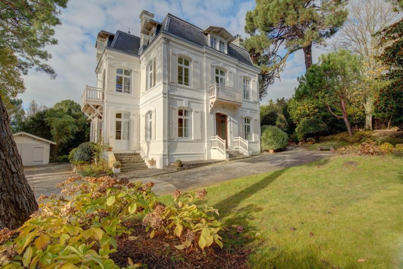 Exceptionnelle villa historique avec très grand parc - Arcachon Ville d'Hiver