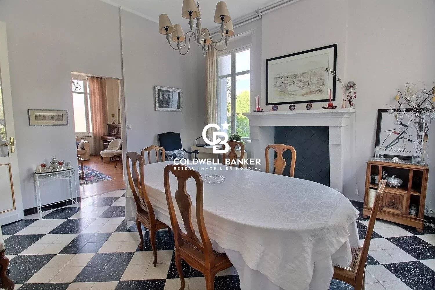 Demeure bourgeoise familiale - Proche Bordeaux