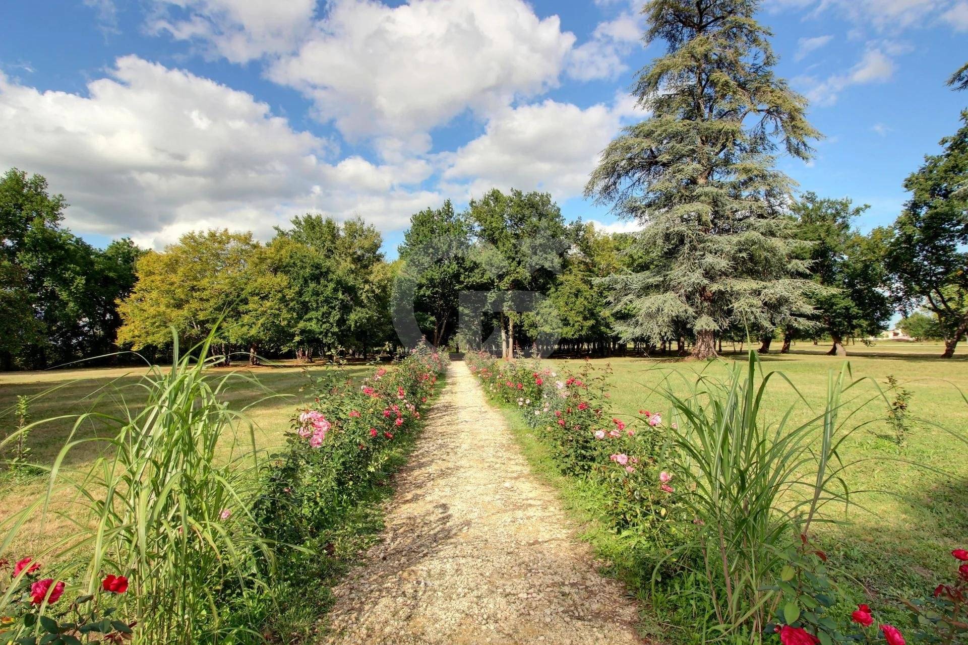 Recherche magnifique pavillon 