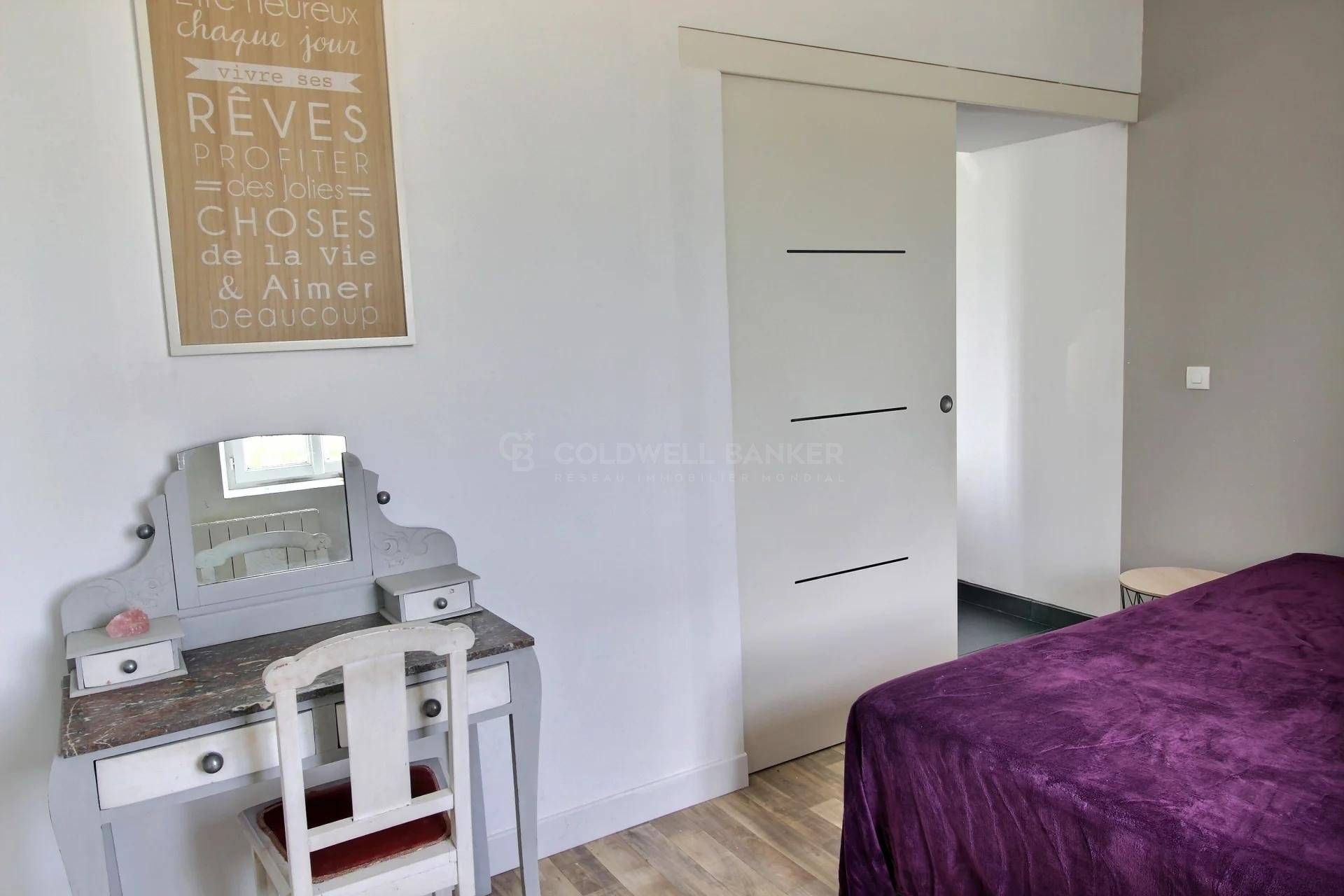 se loger Propriété avec 10 hectares à PROCHE PUGNAC GIRONDE