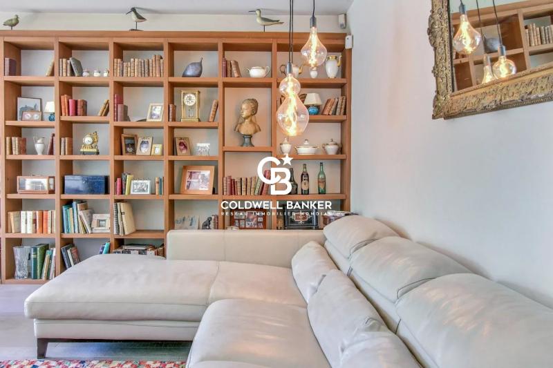 Lumière et volumes près du Moulleau – grande villa rénovée avec piscine et jardin paysagé