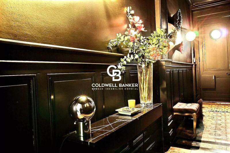 Somptueux hôtel particulier avec garage et jardin sur le Jardin Public Bordeaux