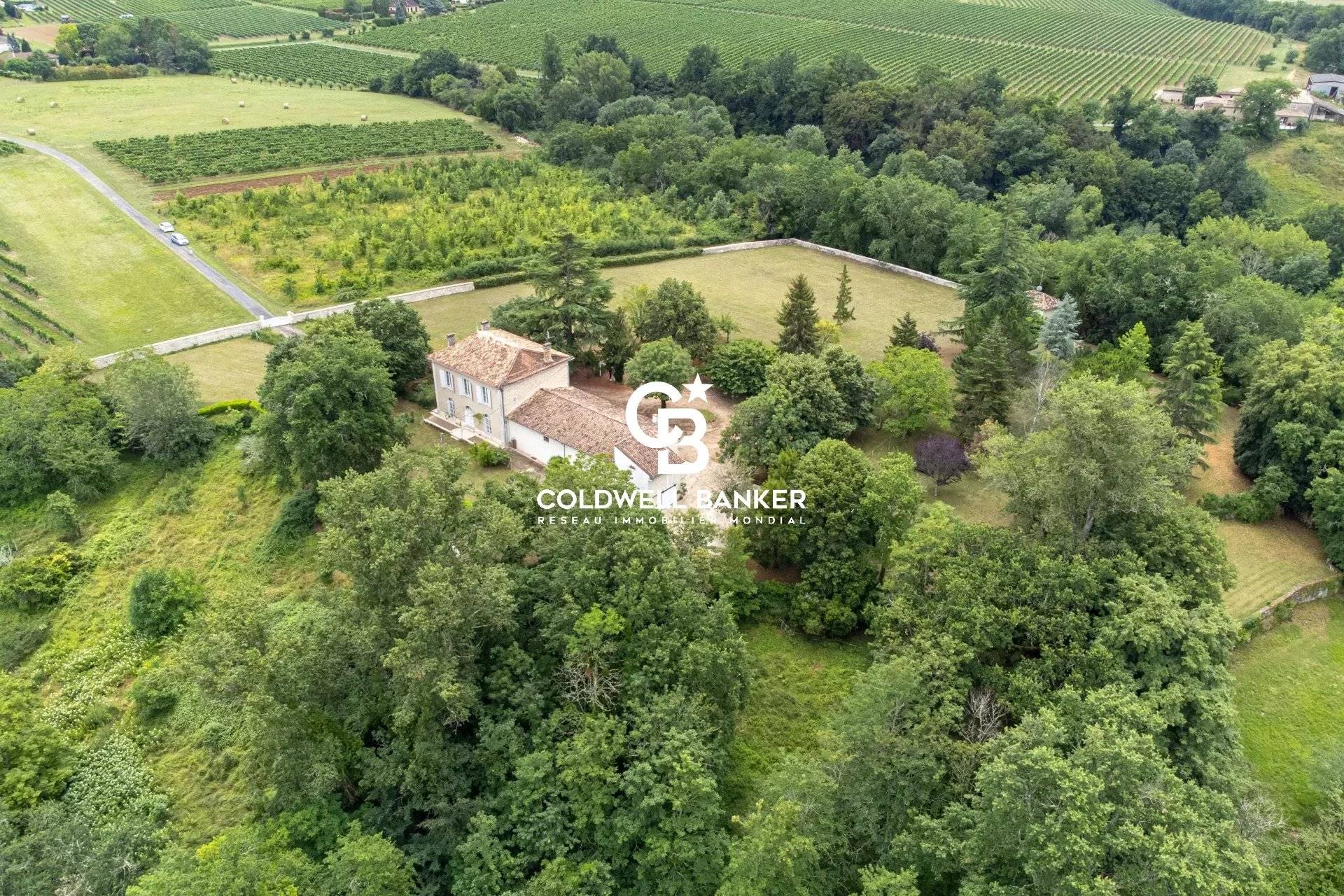 Propriété d'Agrément 19ème avec 2,7 hectares - Entre deux Mers