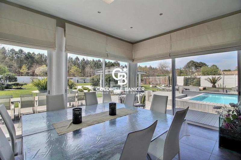 Villa d'architecte aux prestations haut de gamme proche Golf Pessac