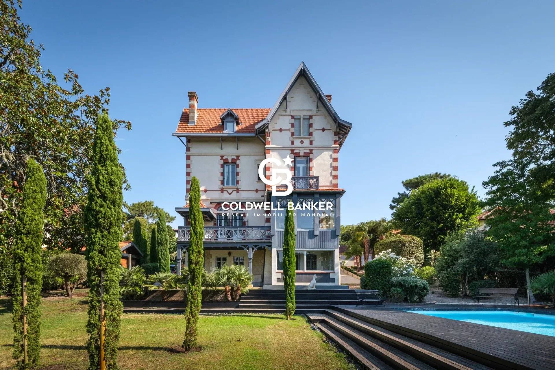 Demeure historique d'exception à Arcachon - Ville d'Hiver