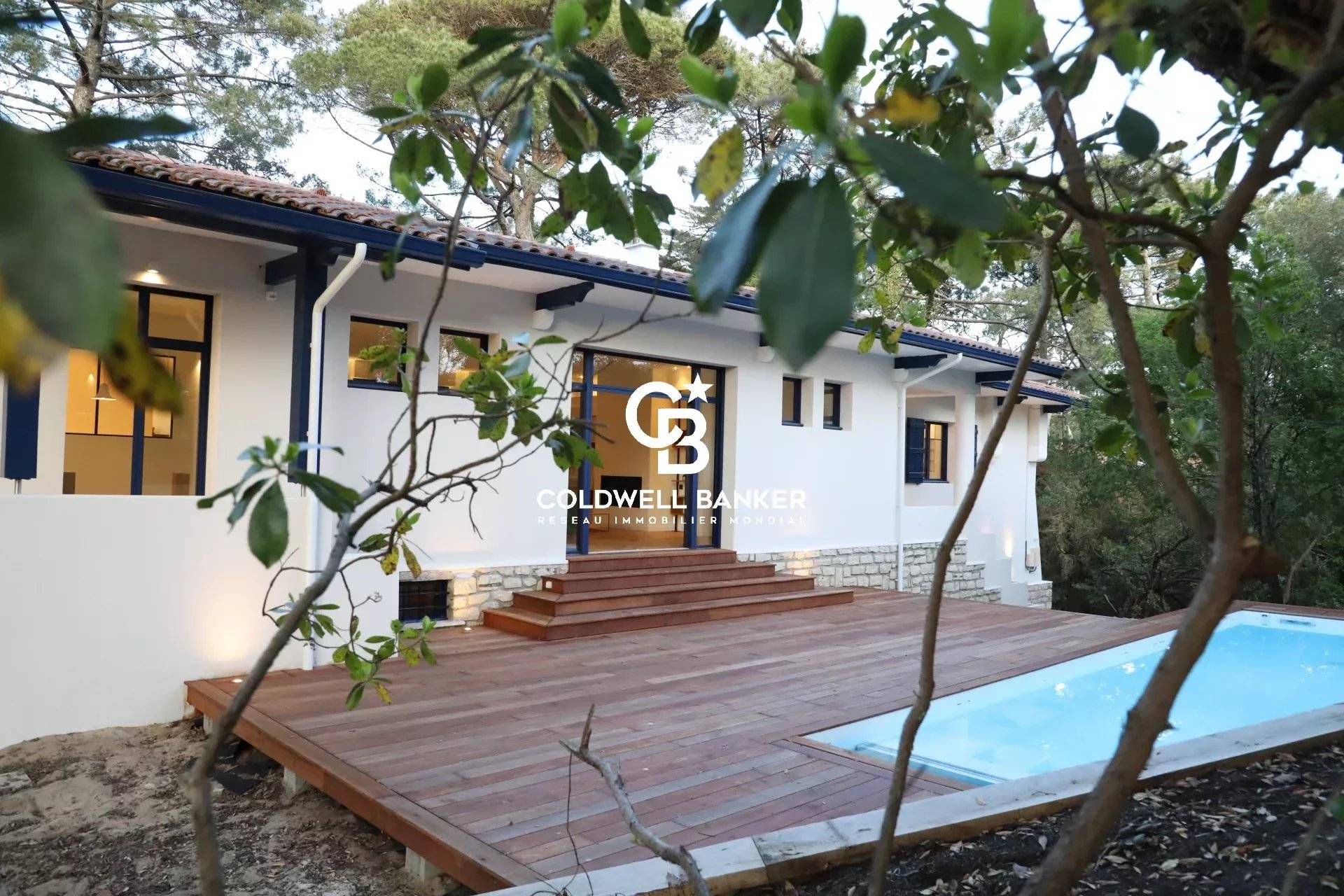 Villa prestigieuse aux prestations haut de gamme entre lac et océan Hossegor