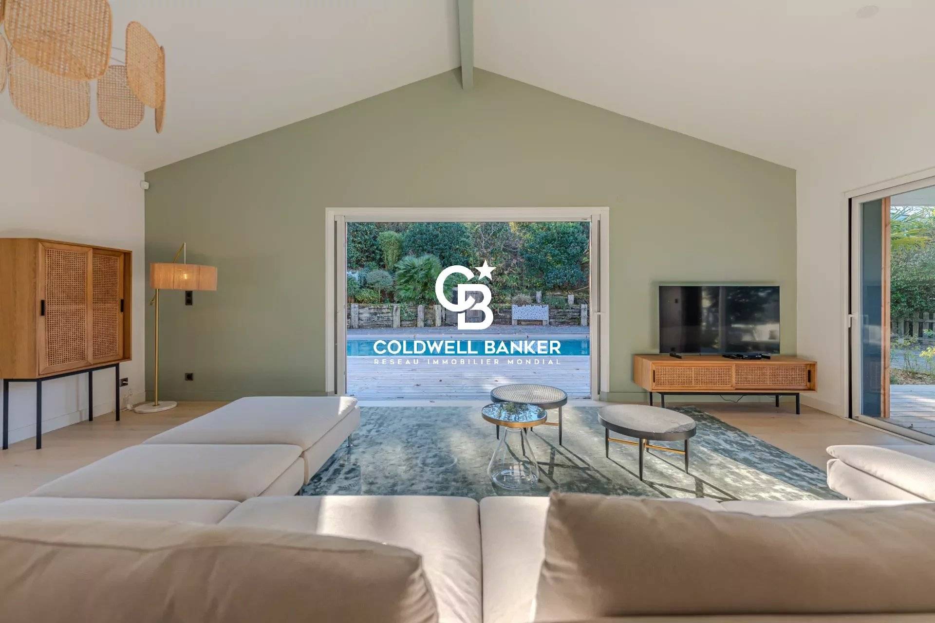 Villa de luxe rénovée proche de la plage avec vue mer Pyla-sur-Mer