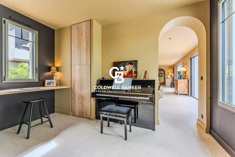 Luxueuse villa neuve aux prestations haut de gamme Arcachon