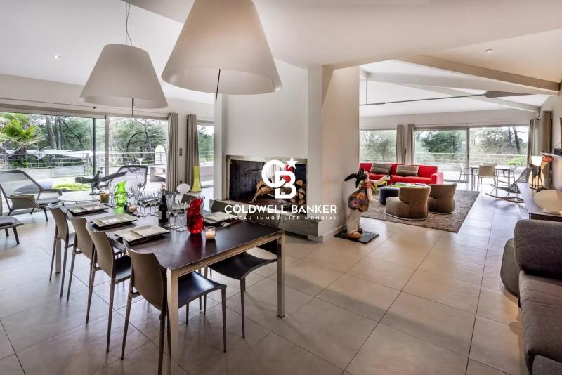 Villa d'architecte exceptionnelle entre dune et océan Hossegor