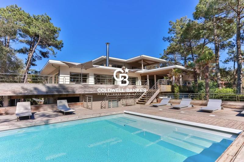 Villa d'architecte exceptionnelle entre dune et océan Hossegor