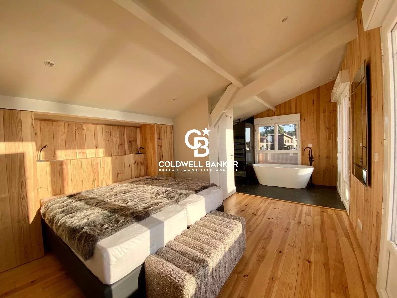 Villa prestigieuse avec vue panoramique sur le Bassin d'Arcachon Lège-Cap-Ferret