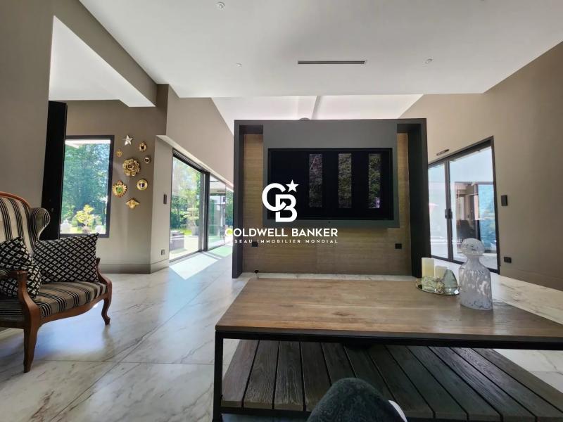 Luxueuse villa d'architecte avec vaste parc au cœur de Pessac