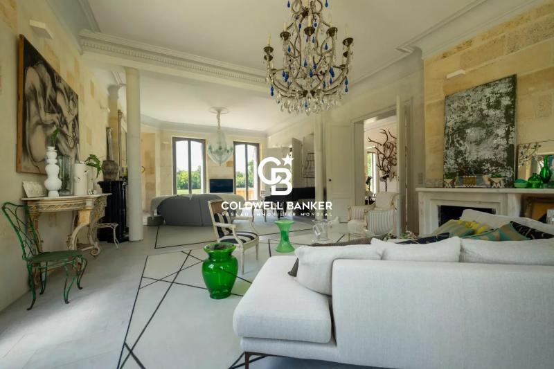 Remarquable château Napoléon III restauré à 25 minutes de Bordeaux