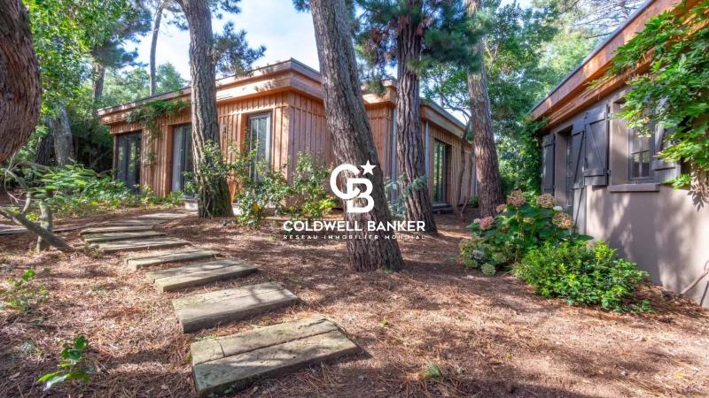 Propriété d'exception à proximité des plages du Cap-Ferret