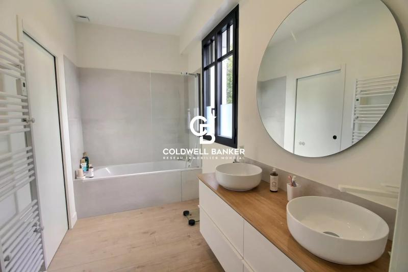 Propriété de prestige à 50 mètres de la plage Pyla-sur-Mer