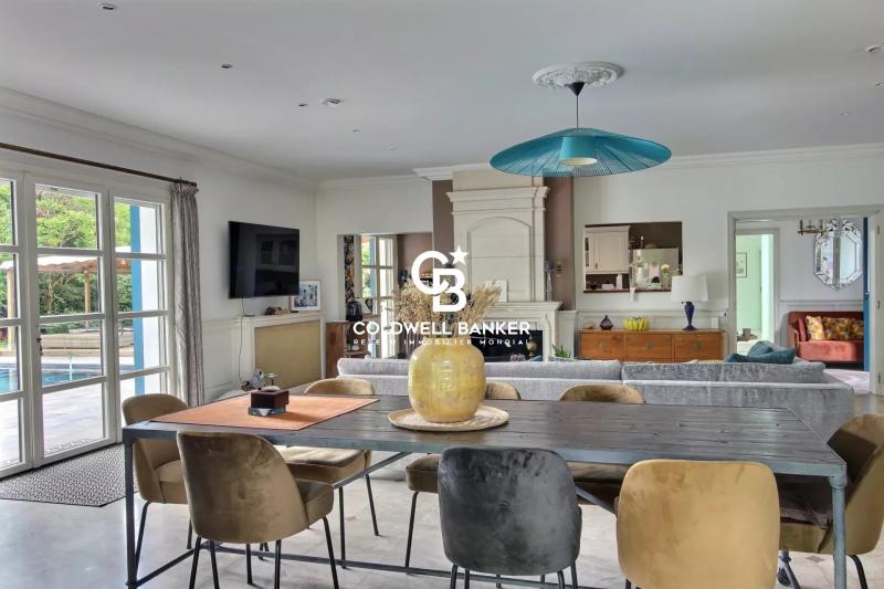 Élégante villa de plain-pied avec jardin paysagé, spa et piscine chauffée Seignosse