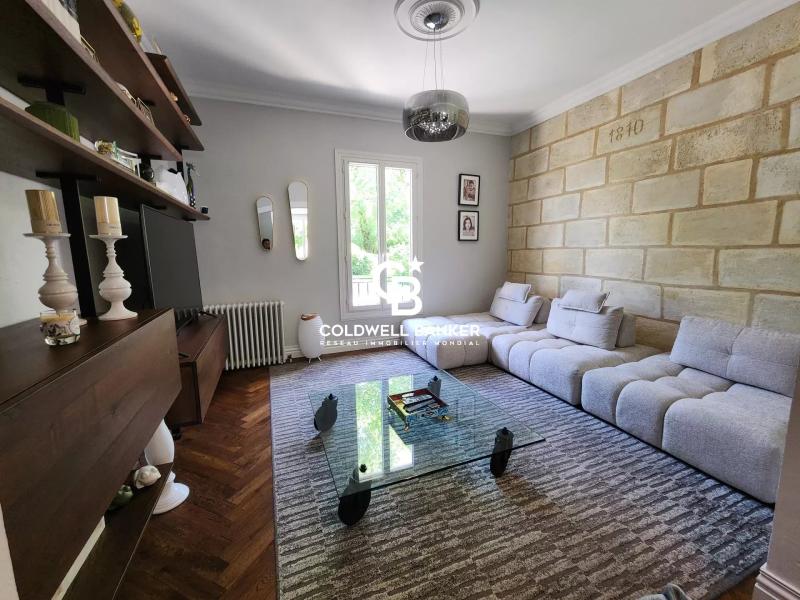 Somptueuse demeure en pierre avec parc et piscine Proche Bordeaux