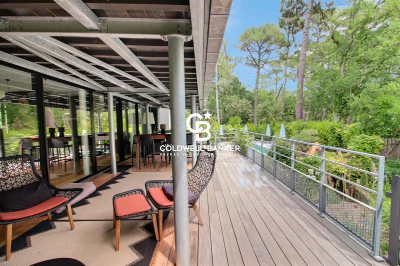 Entre océan et pinède, une villa d’architecte d’exception au Pyla-sur-Mer