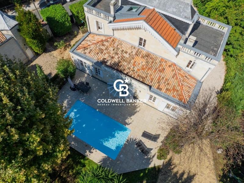 Exceptionnelle maison de maître bordelaise avec jardin, piscine et garages - Bordeaux Caudéran