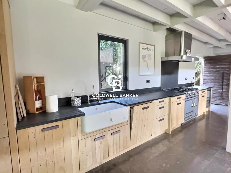 Luxueuse villa d'architecte en bois proche plages au cœur du Cap-Ferret