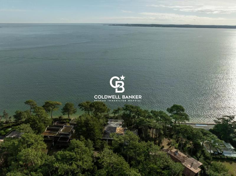 Propriété d’exception au Cap Ferret, face au Bassin, entre luxe et nature
