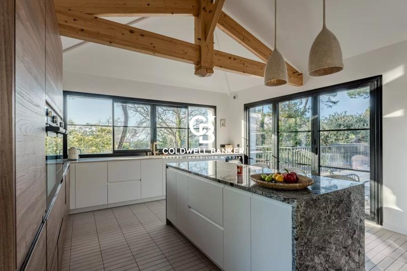 Villa contemporaine à Pyla-sur-Mer, prestations de luxe et cadre exceptionnel