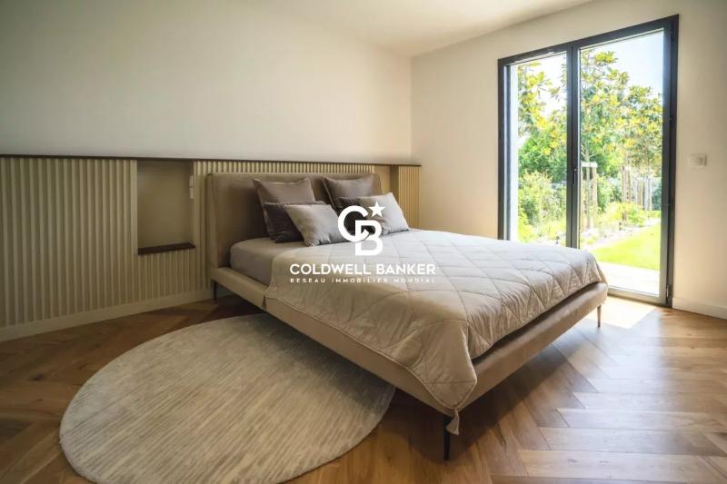 Élégance et prestige à Anglet - villa d’exception avec piscine et jardin paysager