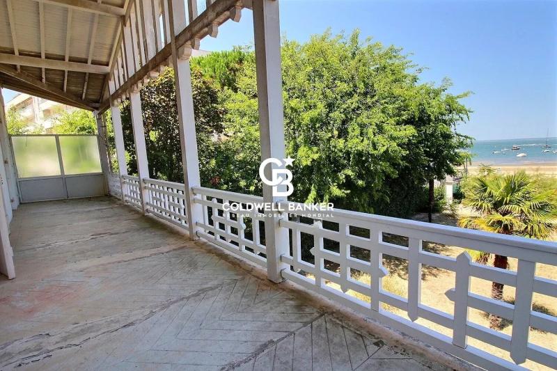 Villa XIXe à Arcachon – Vue imprenable sur le Bassin, en première ligne