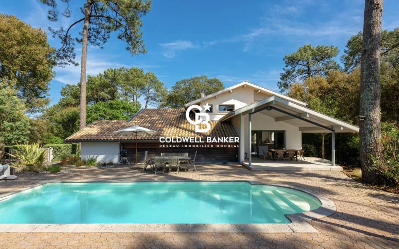 Villa de caractère – entre élégance, confort et emplacement d’exception