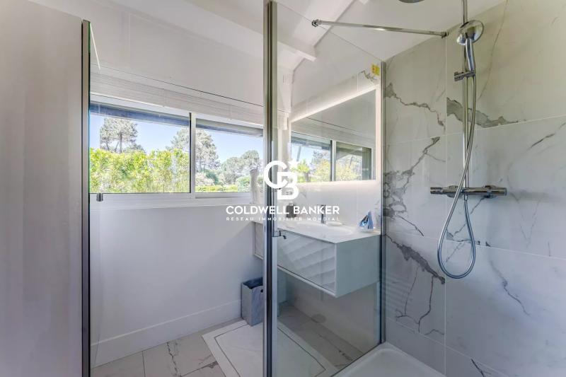 Villa avec piscine au calme sans vis-à-vis Pyla-sur-Mer