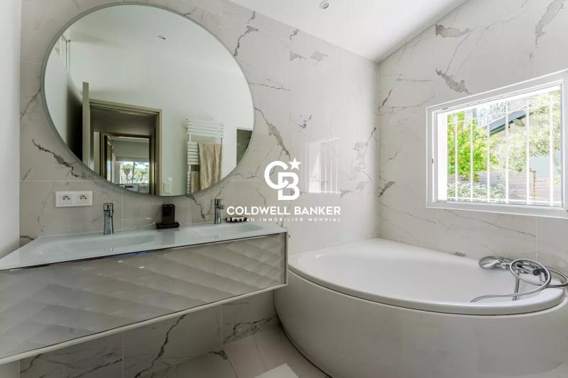 Villa avec piscine au calme sans vis-à-vis Pyla-sur-Mer