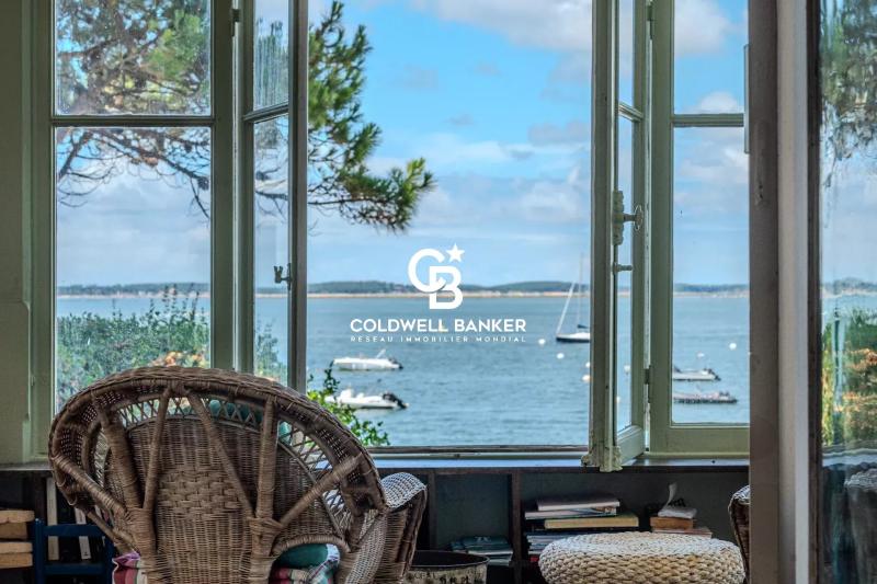 Villa d’exception en 1ère ligne à Pereire – vue panoramique, accès privé plage et élégance intemporelle