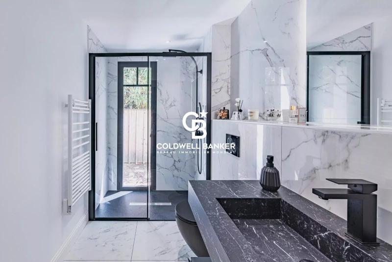 Pyla sur Mer – Villa rénovée dans la pinède avec piscine, proche plage