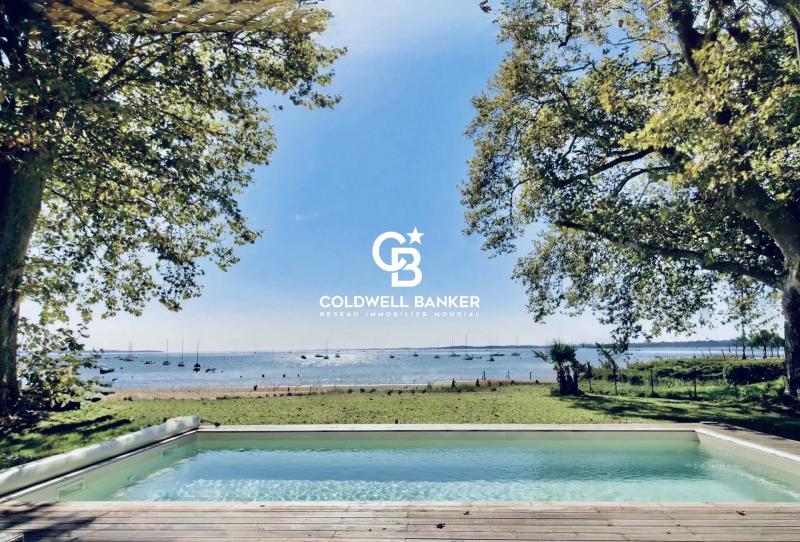 Première ligne sur le Bassin – vue panoramique et adresse confidentielle à Arès