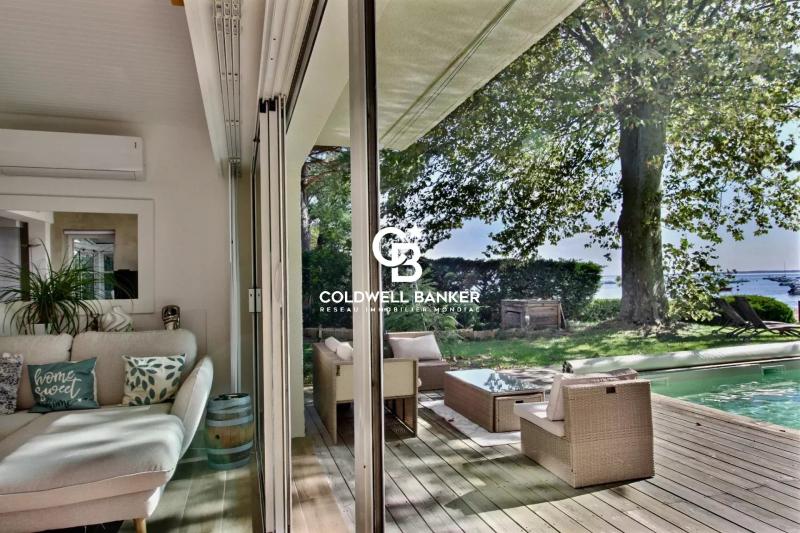 Première ligne sur le Bassin – vue panoramique et adresse confidentielle à Arès