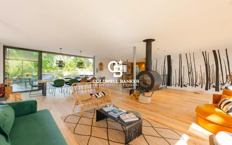 Hossegor – villa contemporaine au cœur de la pinède avec piscine