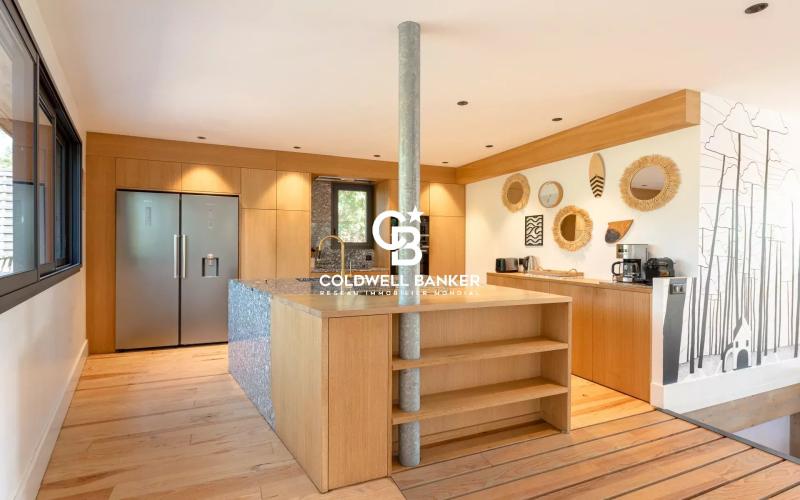 Hossegor – villa contemporaine au cœur de la pinède avec piscine