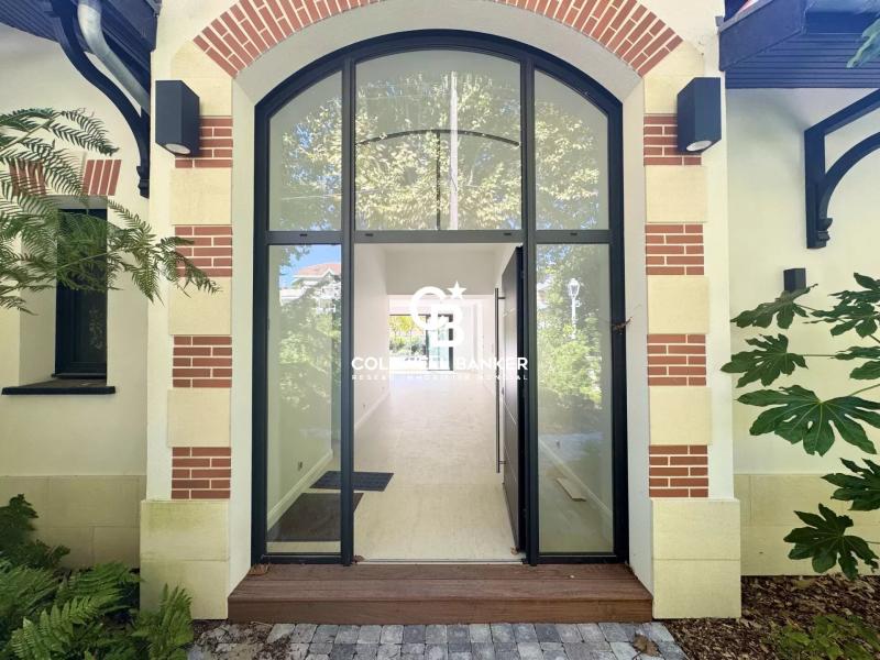 Élégance contemporaine à deux pas de la plage Pereire à Arcachon – villa neuve avec 5 suites